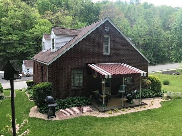 538 5th Ave, East Mckeesport, PA 15035-1034