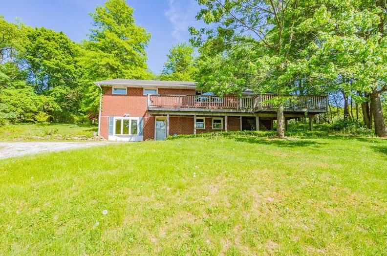 5632 Fairfield Dr, Gibsonia, PA 15044