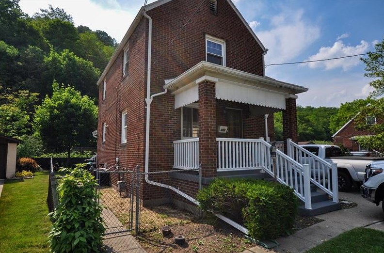 231 Bailies Run Rd, Creighton, PA 15030