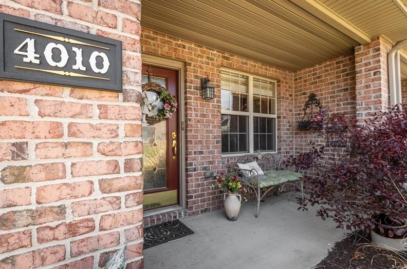 4010 Christie Ln, Lawrence, PA 15055