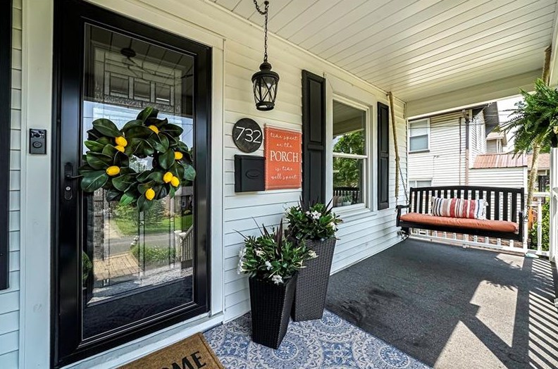 732 8th Ave, Beaver Falls, PA 15010