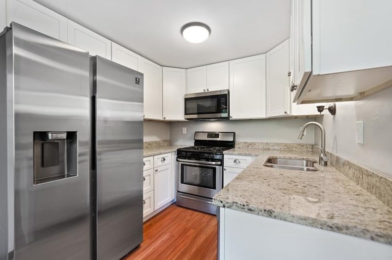 444 Hunting Creek Rd North, Canonsburg, PA 15317