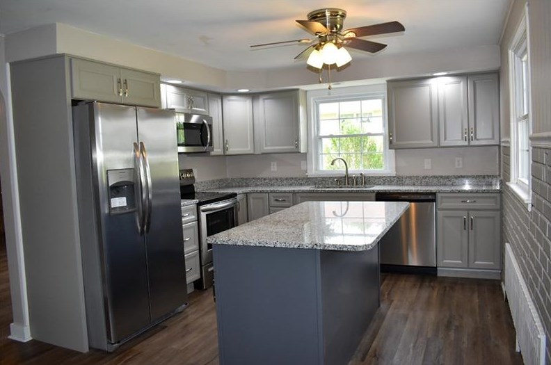 147 Georges Fairchance Rd, Oliphant Furnace, PA 15401-6301