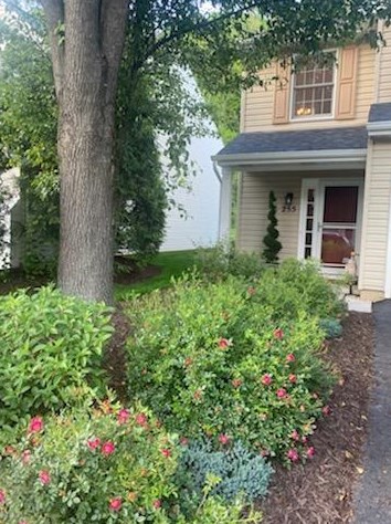 255 Commons Dr, Oakmont, PA 15139