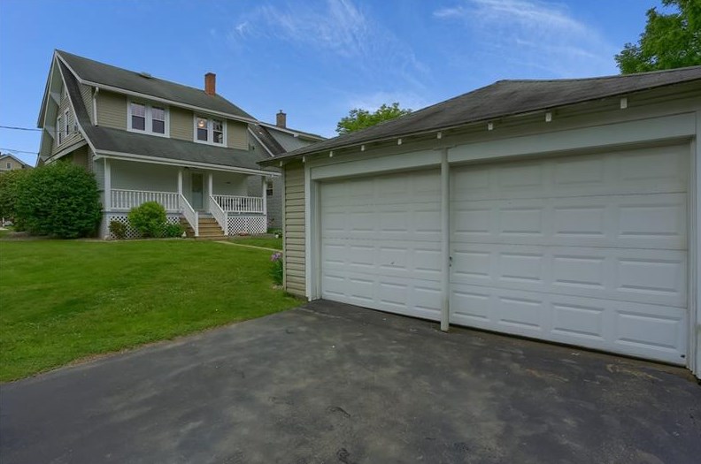 419 Byng St, Ellwood City, PA 16117