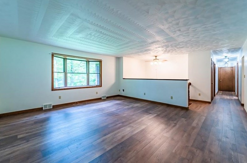 483 Pony Farm Rd, Kittanning PA  16201-4640 exterior