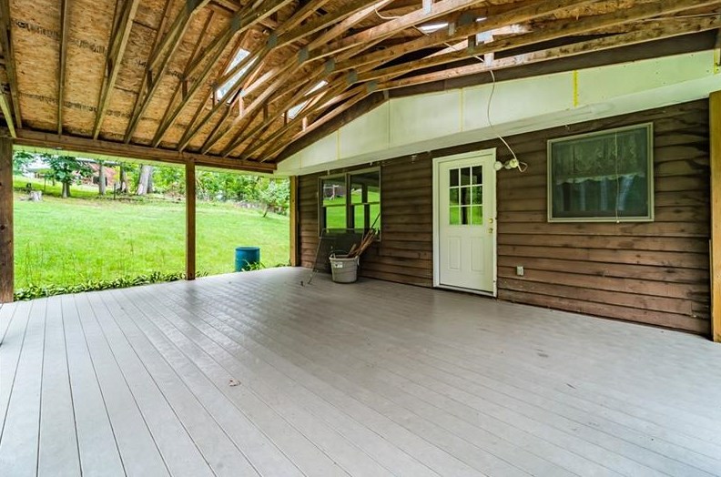 483 Pony Farm Rd, Kittanning PA  16201-4640 exterior