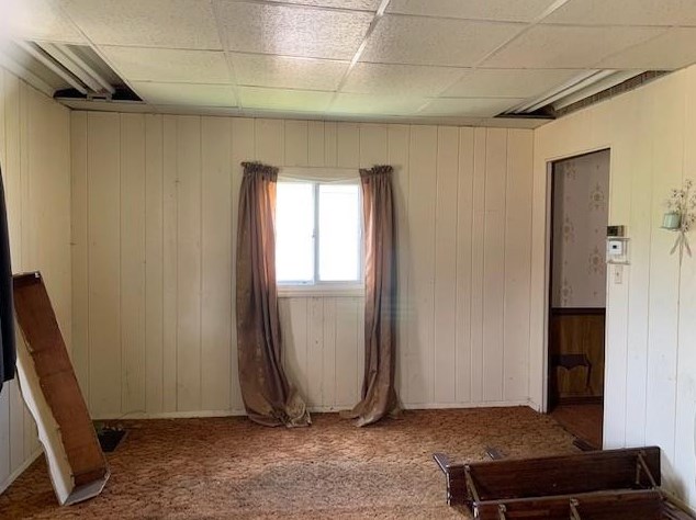 311 Carson St, Springdale, PA 15144-1018