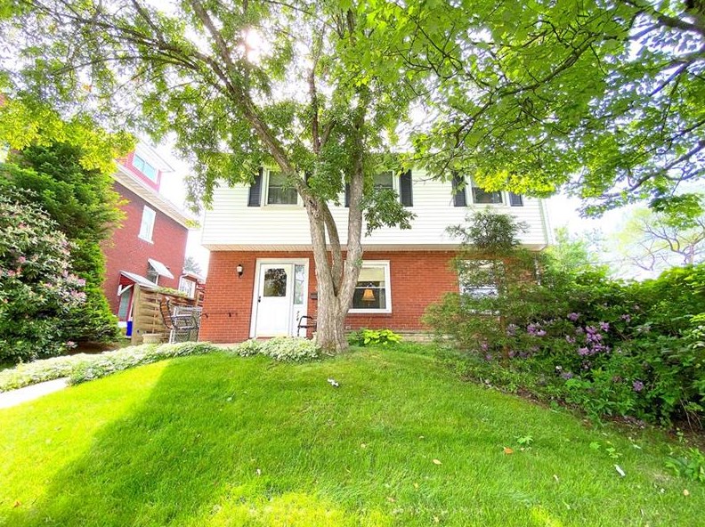 716 Evans St, Jeannette, PA 15644