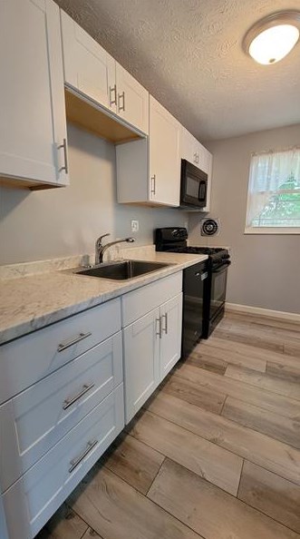 969 Delfield Dr, Bethel Park, PA 15102-2322