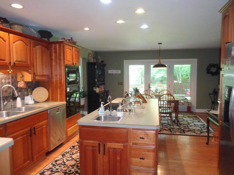 124 Hamburg Rd, Greenville, PA 16125