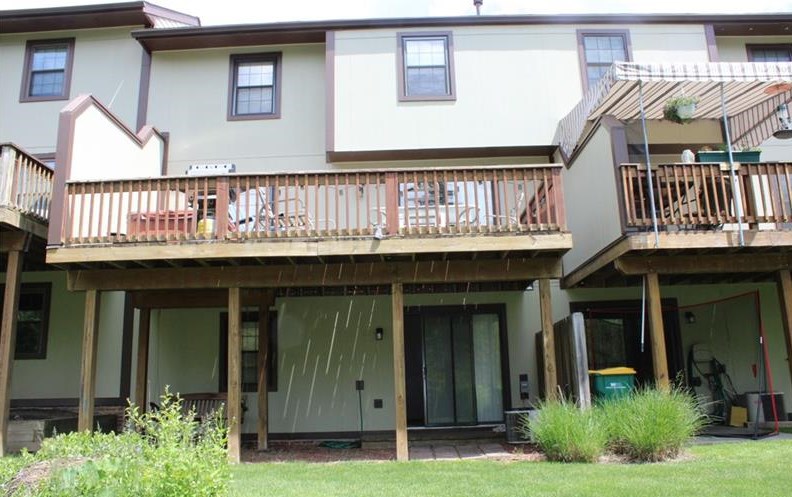 3276 Windstream Dr, Gibsonia, PA 15044