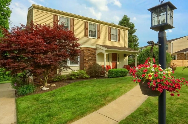 122 Cresent Dr, Sewickley, PA 15143