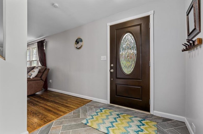 3013 Ponderosa Dr, Allison Park, PA 15101-4052