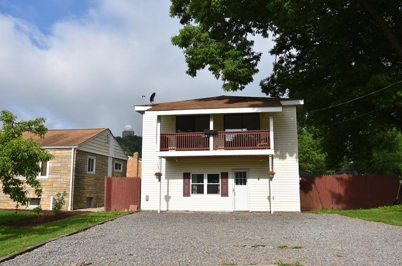 1095 Noblestown Rd, Bridgeville, PA 15017