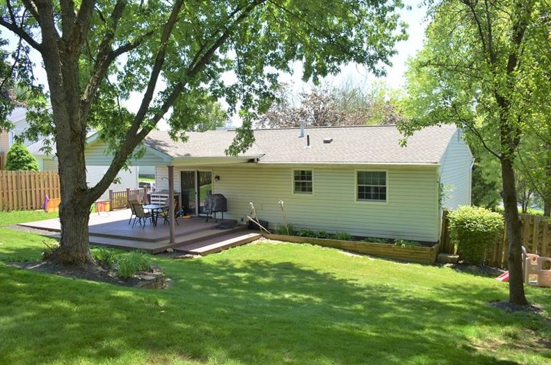 1021 Balsam Dr, Washington PA  15301-9575 exterior