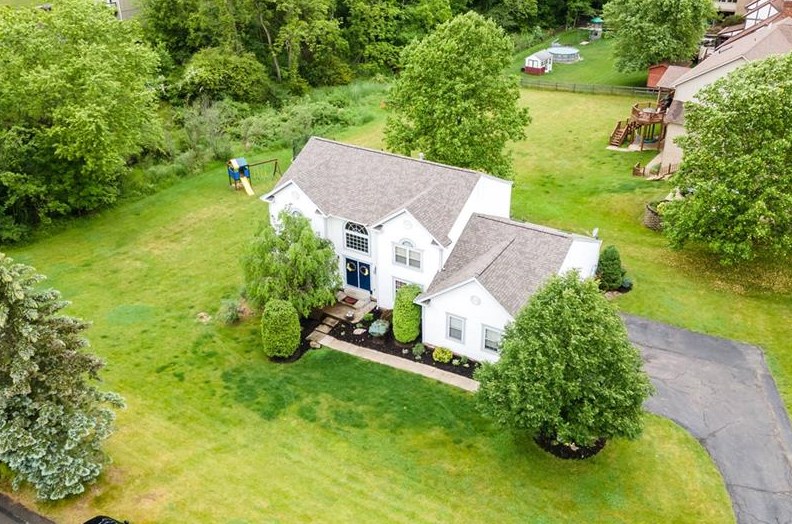 100 Castlebrooke Dr, Venetia, PA 15367-1389