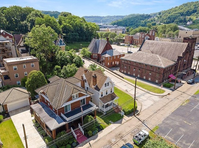 220 Church St, Turtle Creek, PA 15145