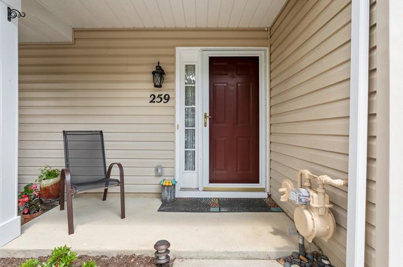 259 Commons Dr, Oakmont, PA 15139