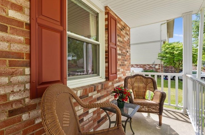 2908 Amy Dr, Library, PA 15129