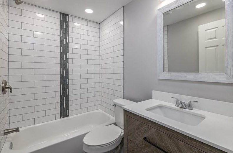 2559 Lightwood Ave, Bethel Park PA  15102-2050 exterior