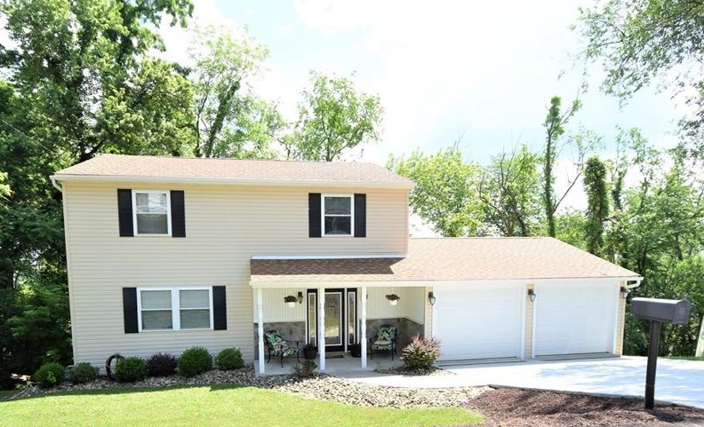 179 Clairmont St, North Huntingdon, PA 15642