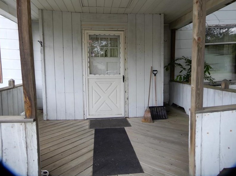 1185 Franklin Rd, Jackson Center, PA 16133