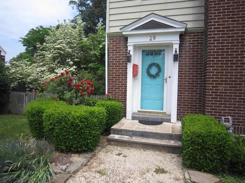 29 Belmont Cir, Oliphant Furnace, PA 15401-4762