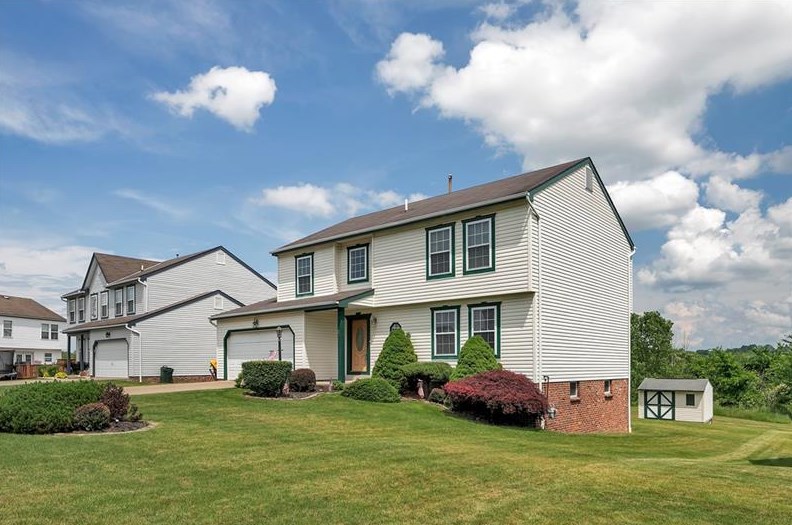 26 Elkie Dr, Washington, PA 15301-1378