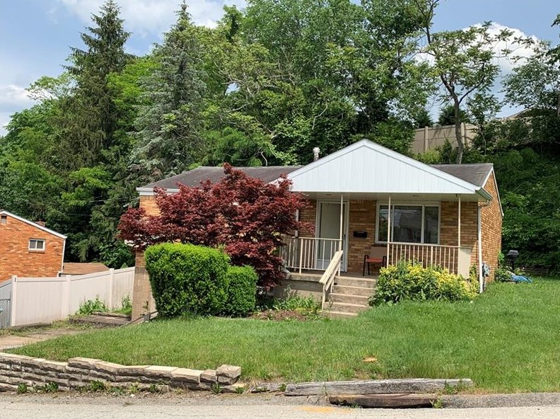 130 Lois Dr, Verona, PA 15147