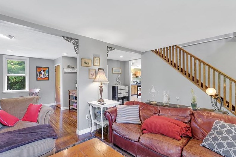 322 Weber Rd, Sewickley, PA 15143