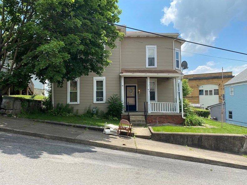 411 E Washington St, Rochester, PA 15074