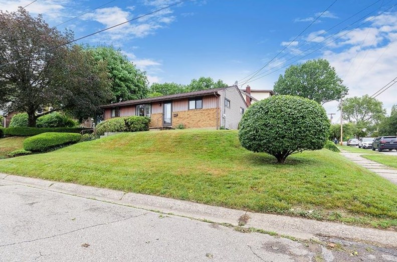 1415 Sherman St, Cheswick, PA 15024-1421
