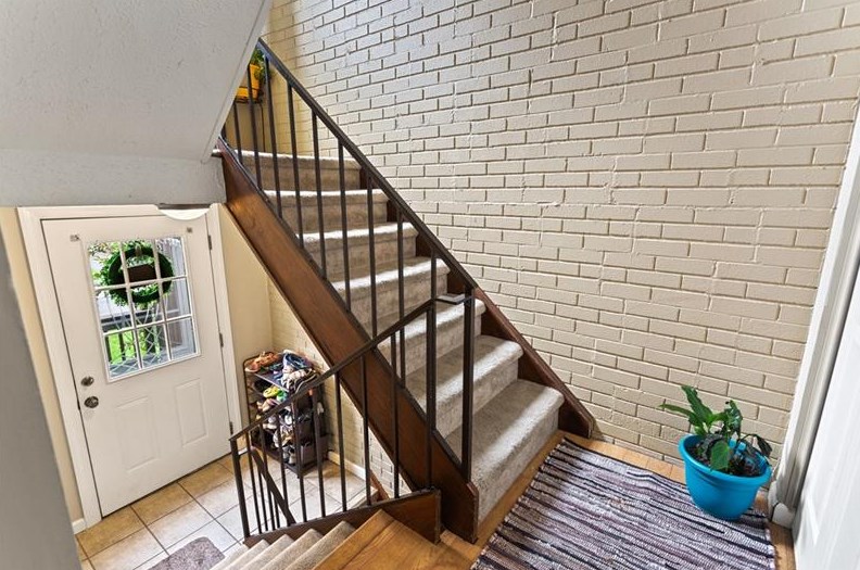 3223 Camberly Dr, Gibsonia, PA 15044