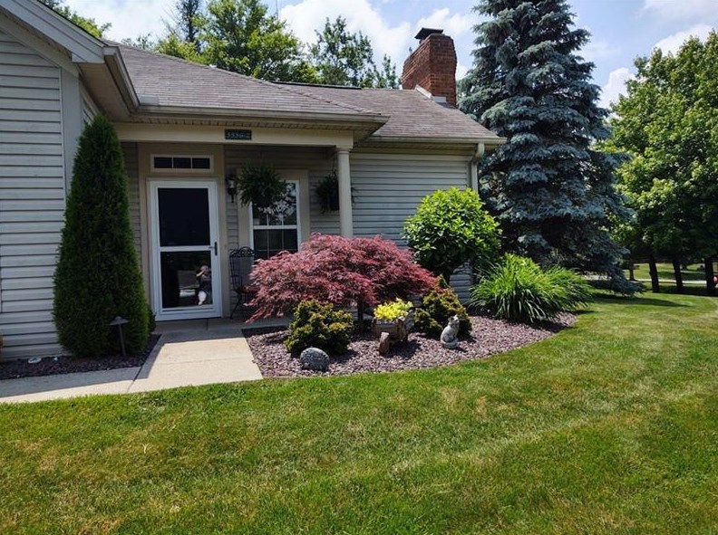 3536 Hunters Woods Blvd #2, New Castle, PA 16105