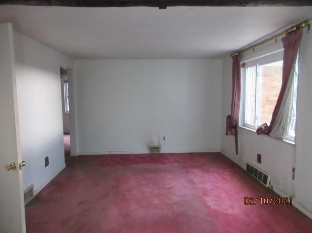 8030 Lincoln Rd, Verona, PA 15147