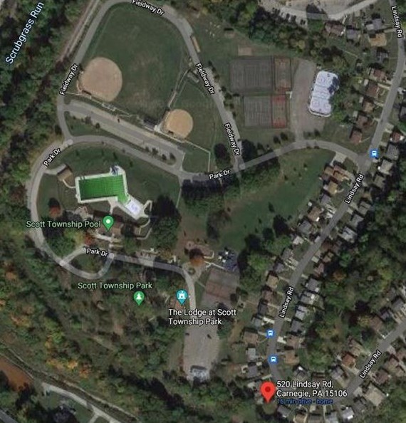 520 Lindsay Rd, Collier Township PA  15106-3710 exterior