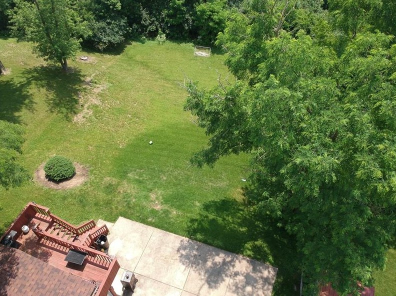 520 Lindsay Rd, Collier Township PA  15106-3710 exterior