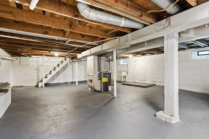 260 Margaret Ave, Evans City PA  16033-8703 exterior