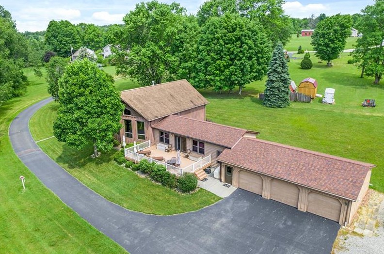 110 Mcclelland Ave, Greenville, PA 16125
