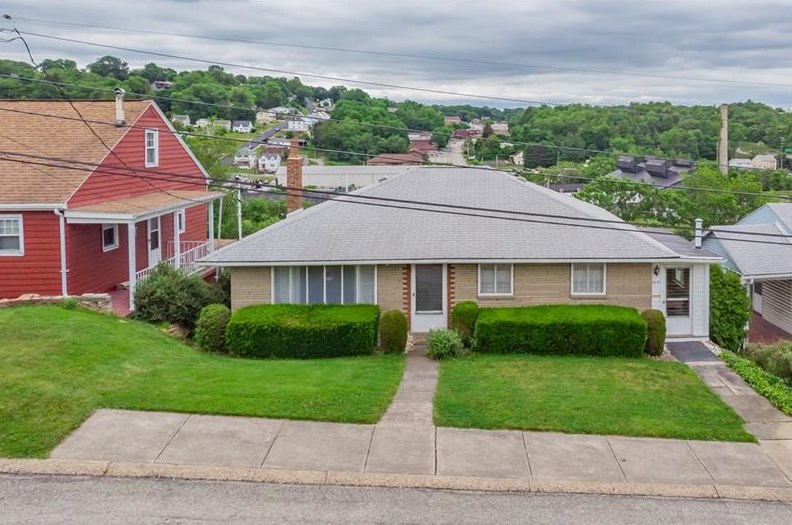 1015-1021 Mace St, Greensburg, PA 15601-4862