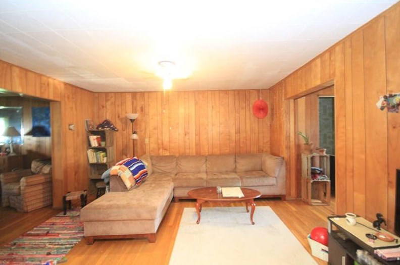 1812 Kenneth, New Kensington, PA 15068