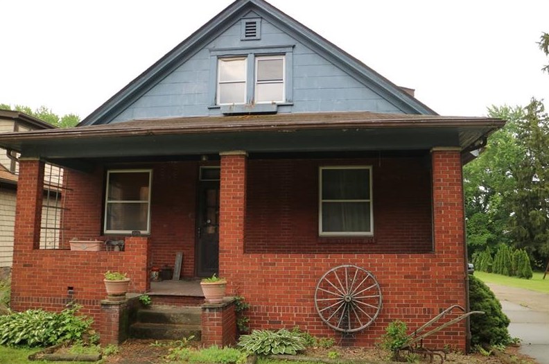 2733 20th St Ext, Beaver Falls, PA 15010