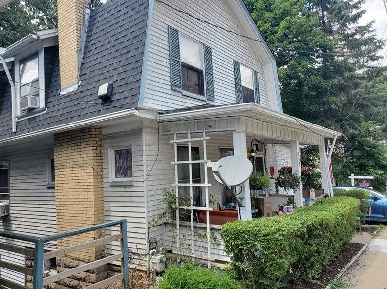 243 Oak St, Butler, PA 16001-4549