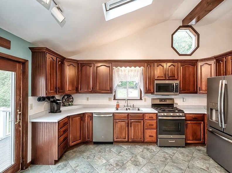961 Hatcher Ln, Saltsburg, PA 15681