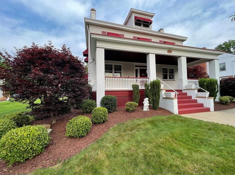 612 5th Ave, Beaver Falls, PA 15010
