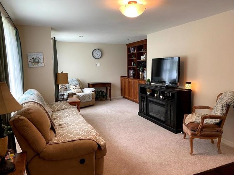 729 Brawley Ave, Meadville, PA 16335