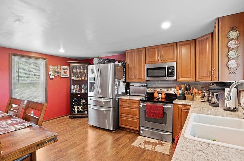 79 Magnus Ln, North Huntingdon, PA 15642