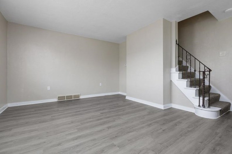 248 W 9th Ave, Whitaker, PA 15120