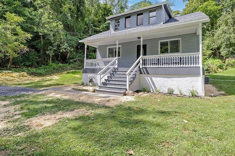 1060 Old Coal Hollow Rd, Verona, PA 15147